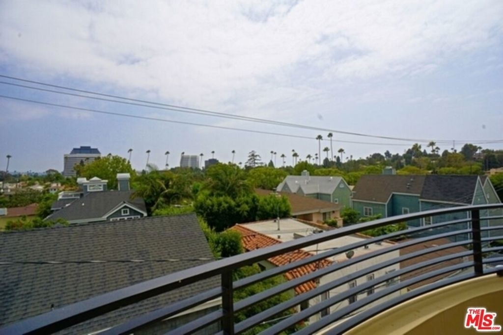 12234 Montana Avenue - Photo 8