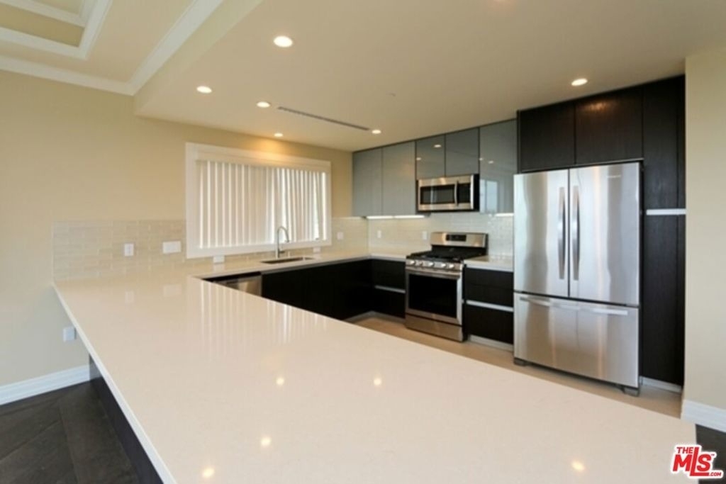12234 Montana Avenue - Photo 1