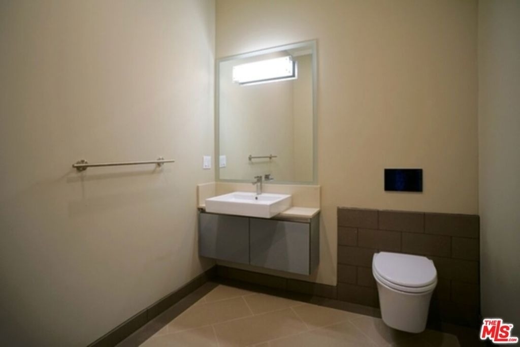 12234 Montana Avenue - Photo 10