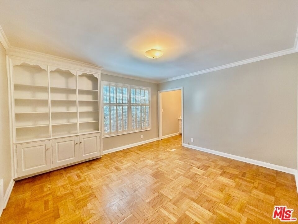 951 Masselin Avenue - Photo 15