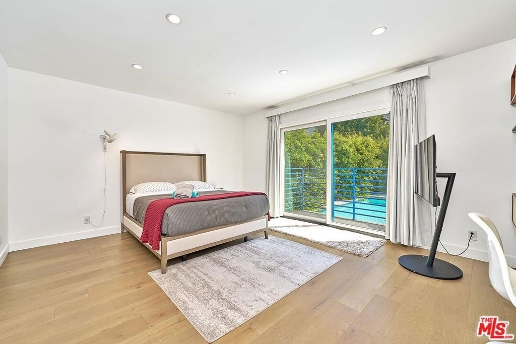 848 N Las Palmas Avenue - Photo 29