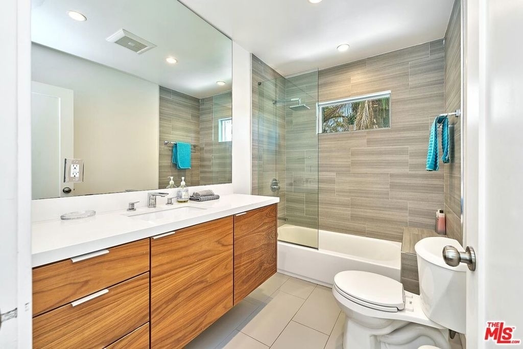 848 N Las Palmas Avenue - Photo 24