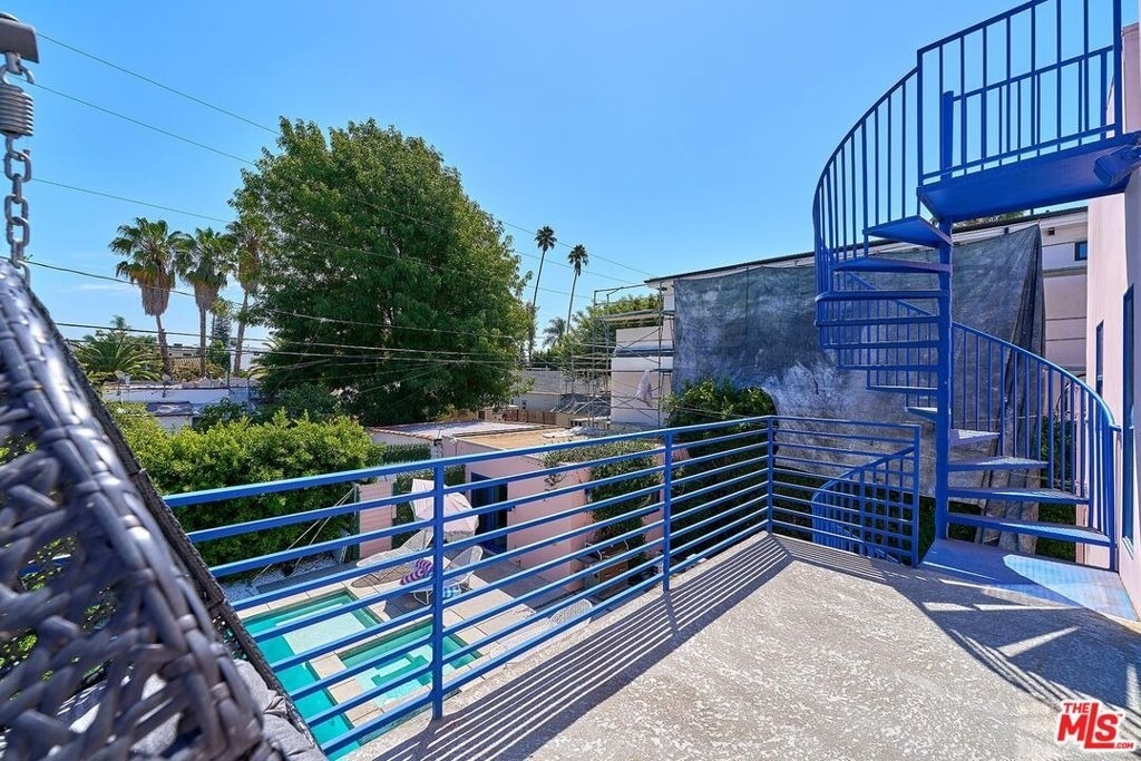 848 N Las Palmas Avenue - Photo 39