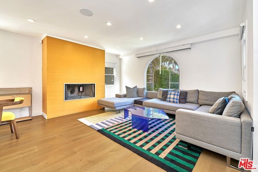 848 N Las Palmas Avenue - Photo 11