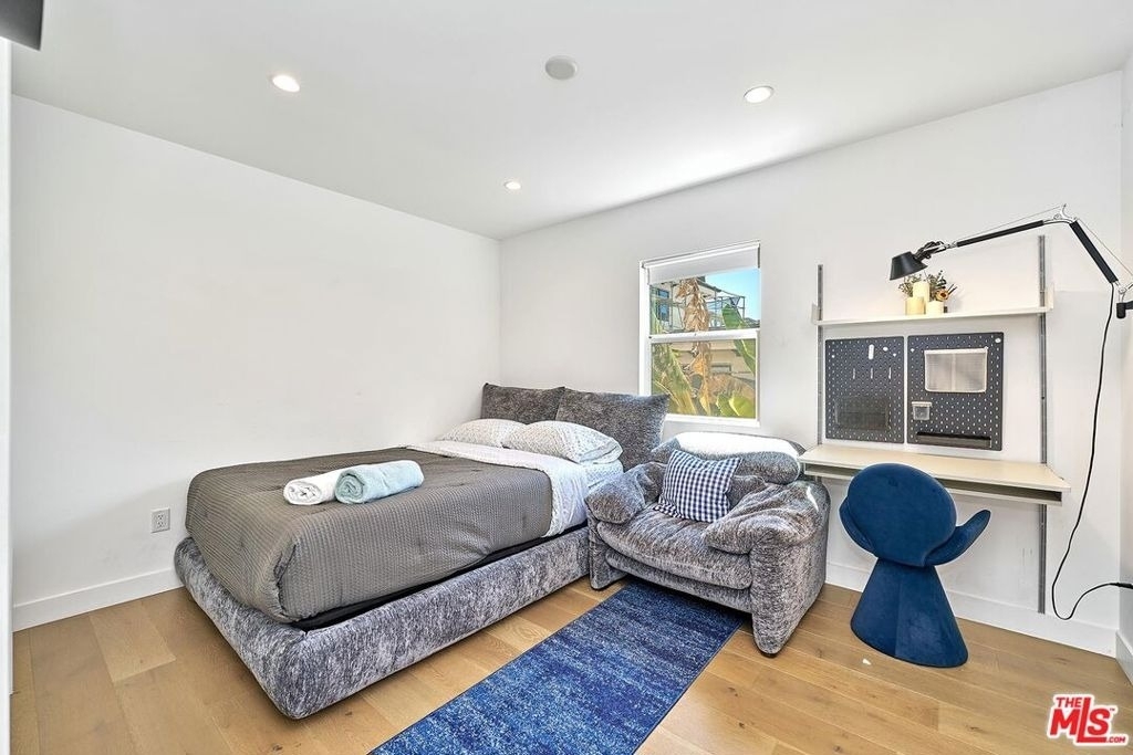 848 N Las Palmas Avenue - Photo 18