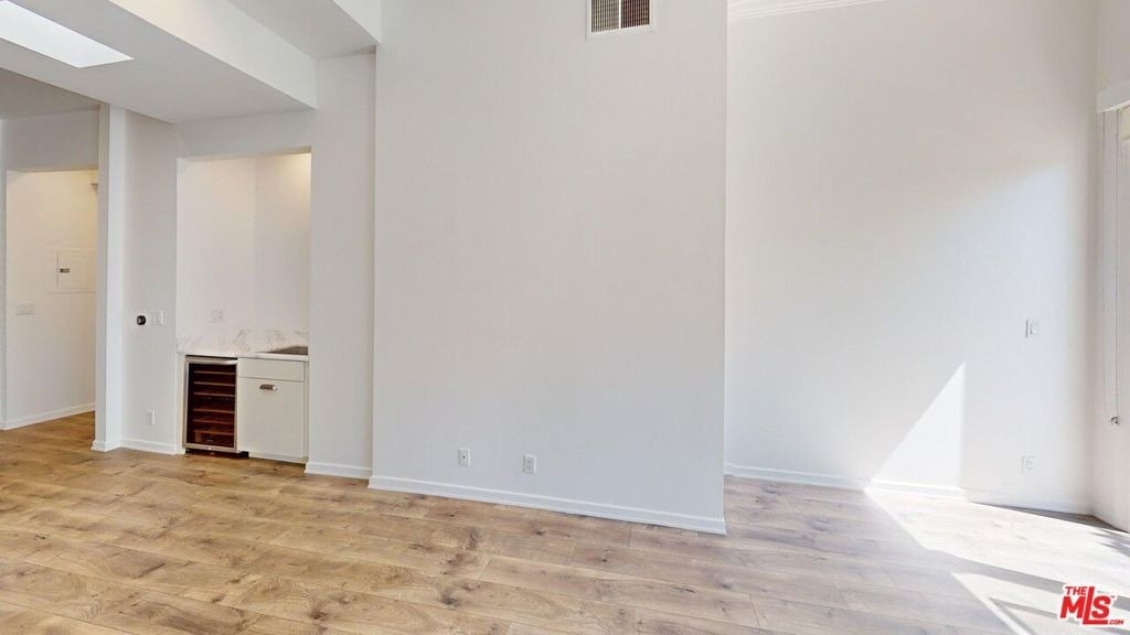 230 S Hamilton Drive - Photo 30