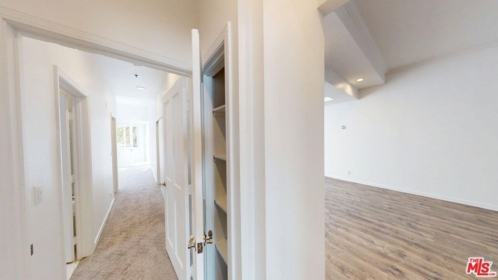 230 S Hamilton Drive - Photo 14