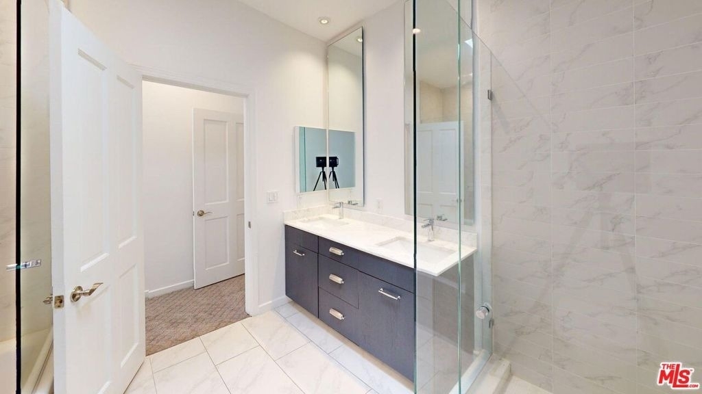 230 S Hamilton Drive - Photo 24