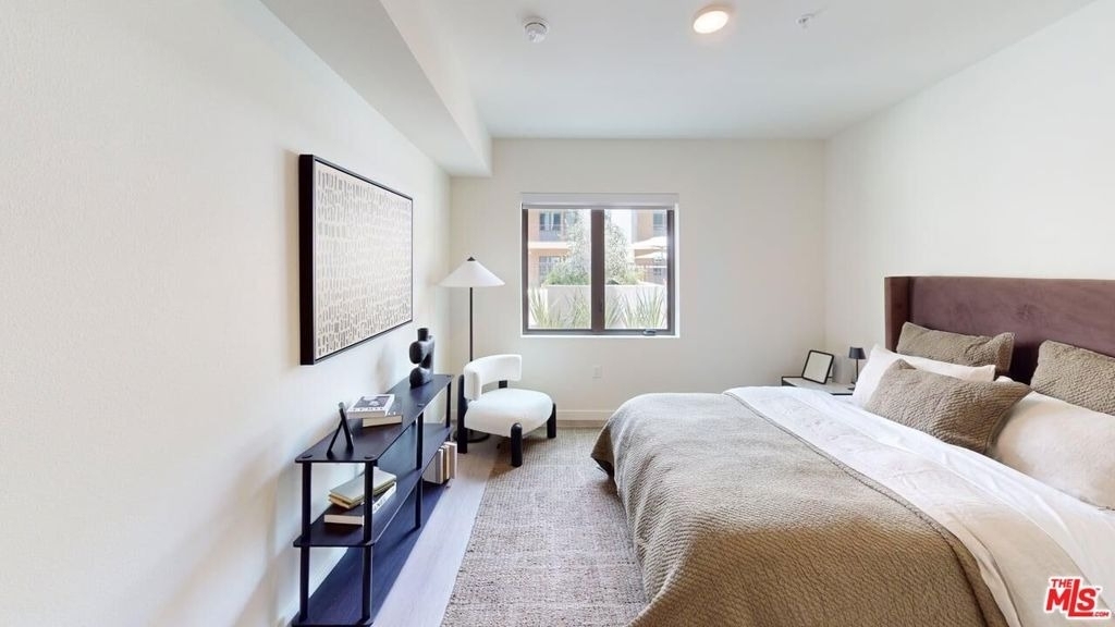 127 W Pomona Avenue - Photo 3