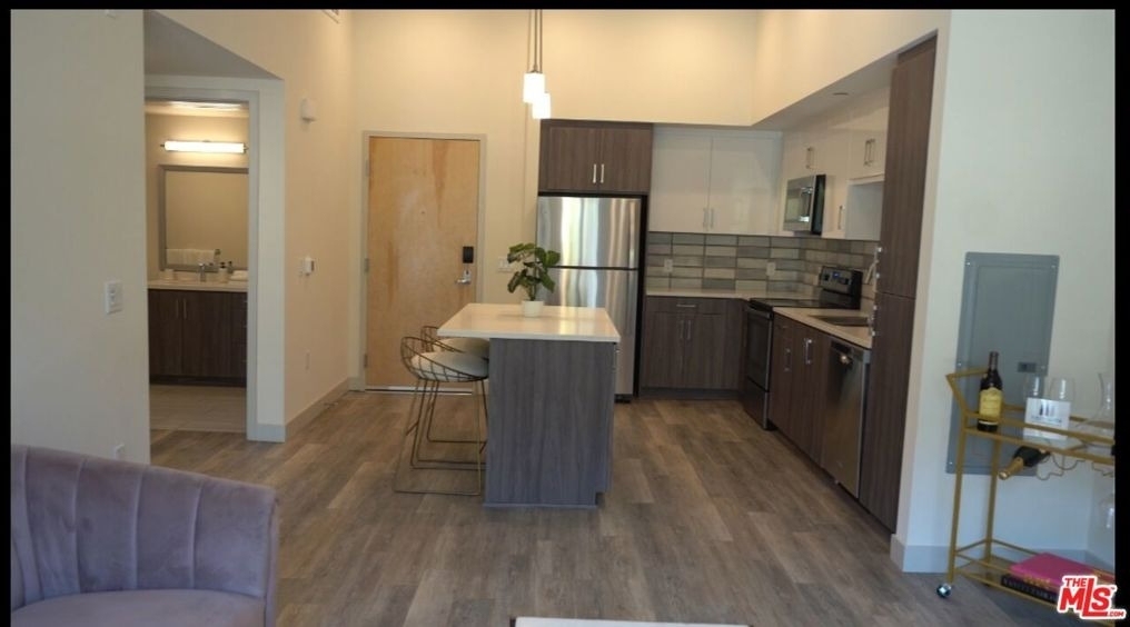 950 E 3rd Street - Photo 3