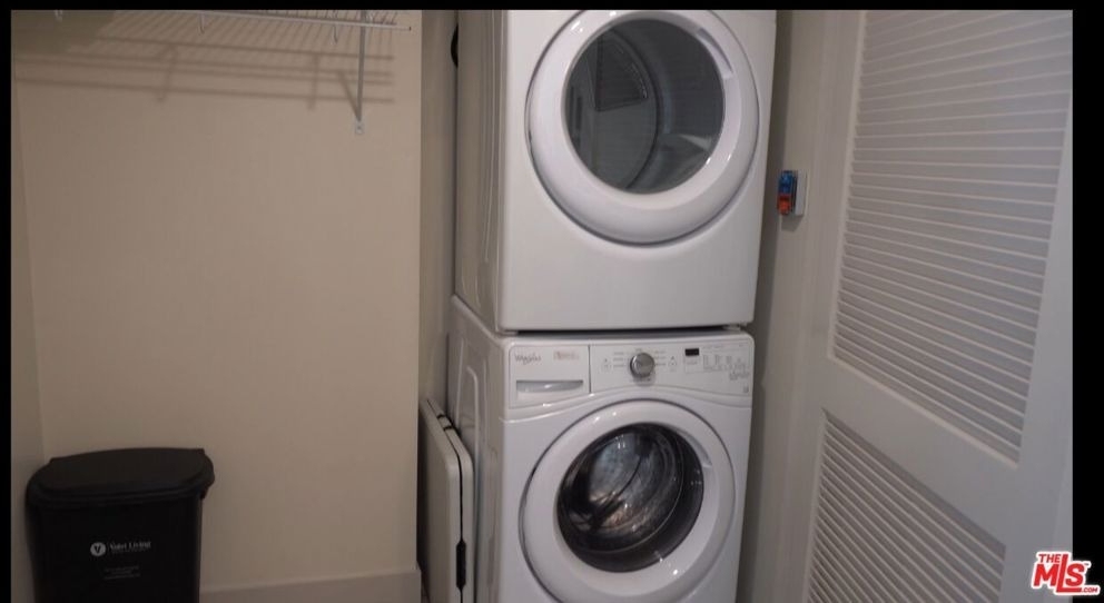 950 E 3rd Street - Photo 22