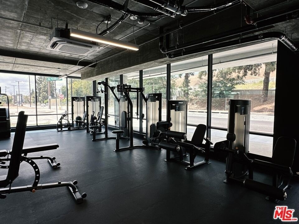 127 W Pomona Avenue - Photo 18