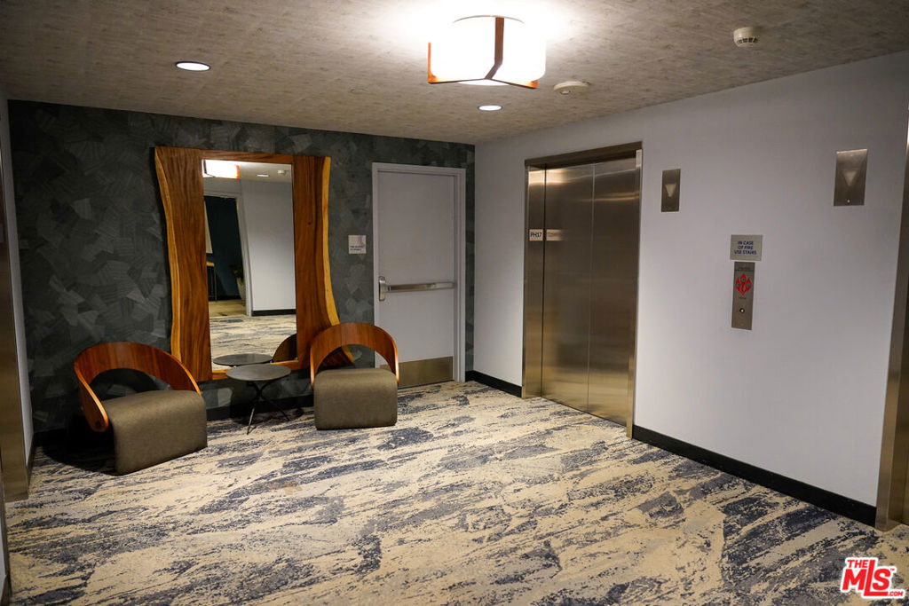 707 E Ocean Boulevard - Photo 8