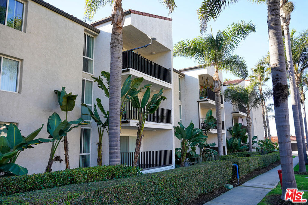6600 Beachview Drive - Photo 12
