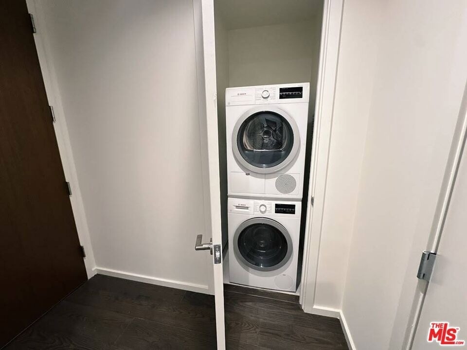 1000 West 8th Street - Photo 12