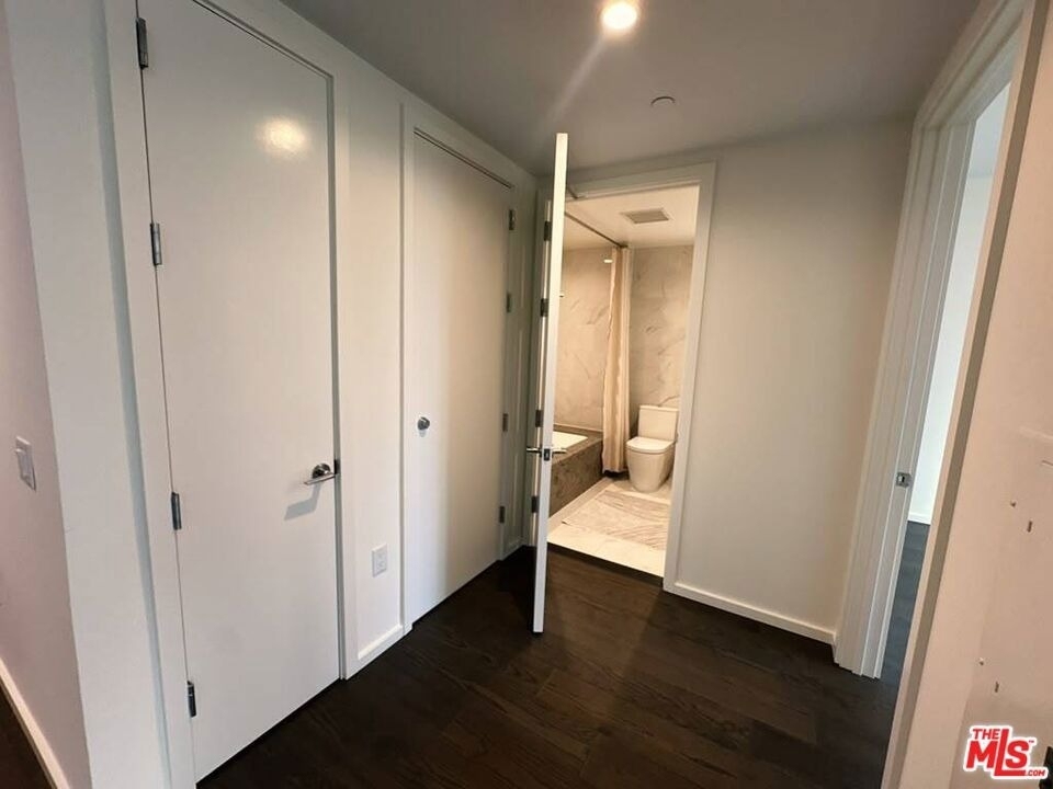 1000 West 8th Street - Photo 15