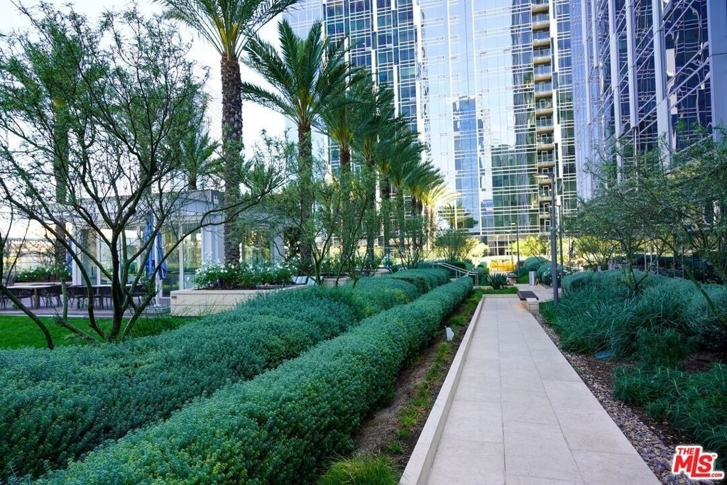 1000 West 8th Street - Photo 26