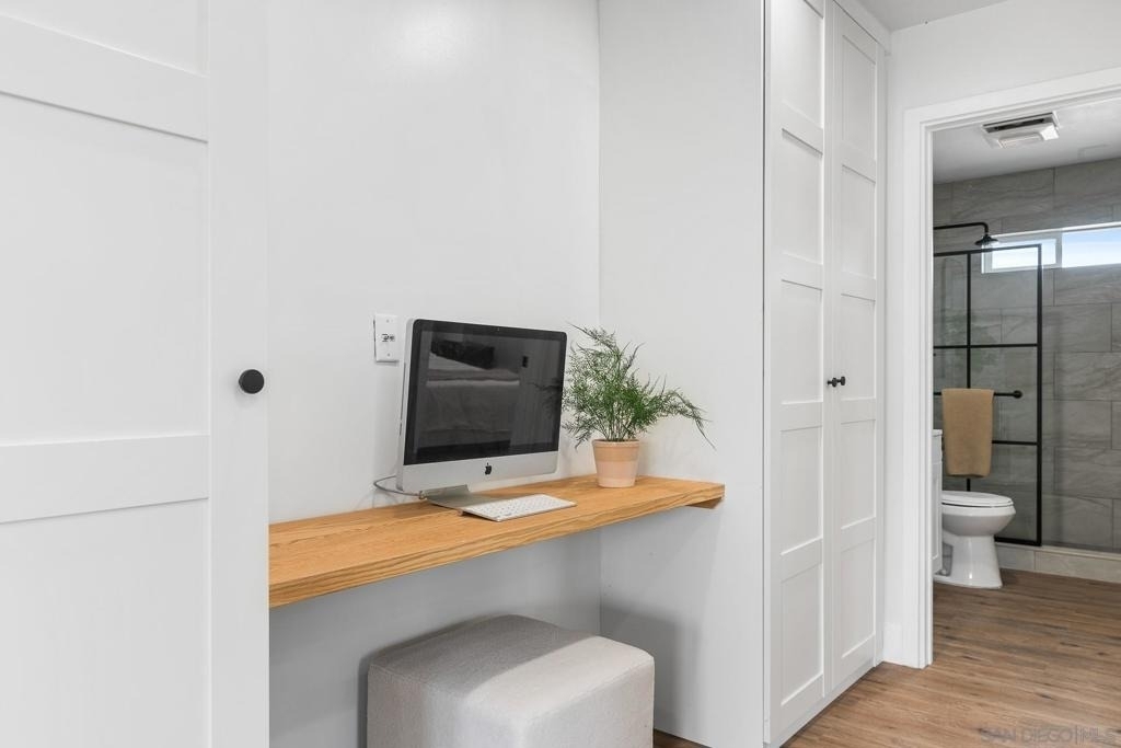 87 Fifth Ave - Photo 2