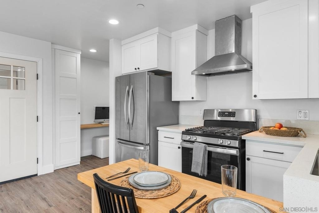 87 Fifth Ave - Photo 1