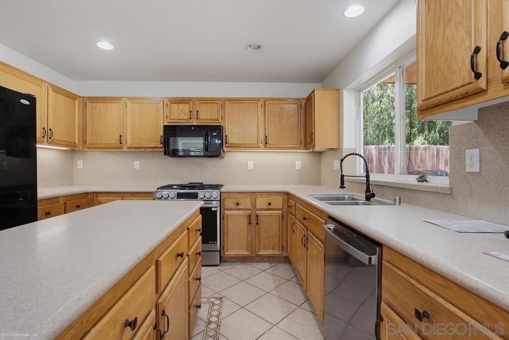 2980 Oakstone Creek Pl - Photo 5
