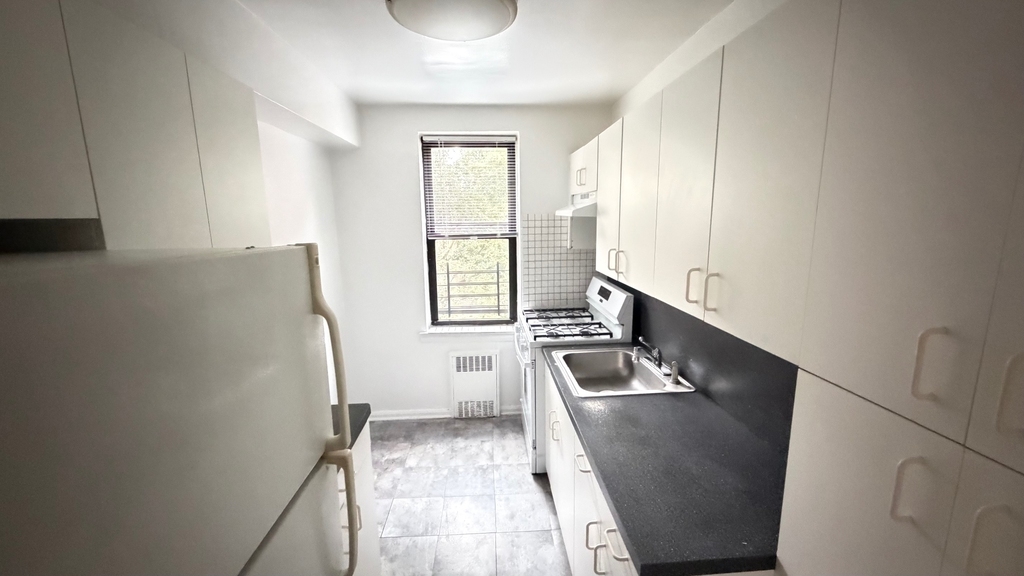 83-10 118th Street - Photo 1