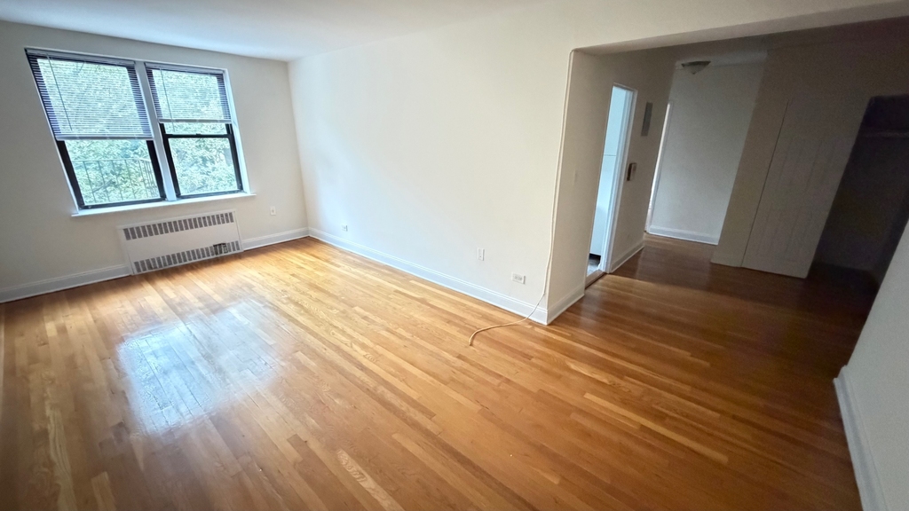83-10 118th Street - Photo 9