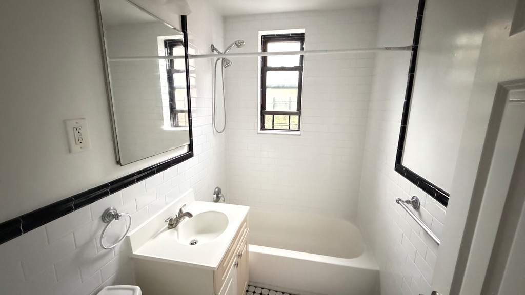 83-10 118th Street - Photo 16