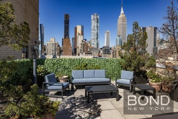 East 29th Street - Photo 4