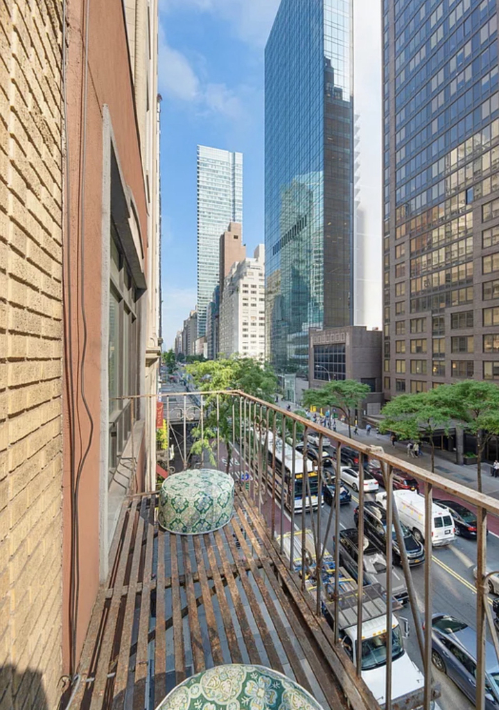 143 East 57th Street - Photo 3