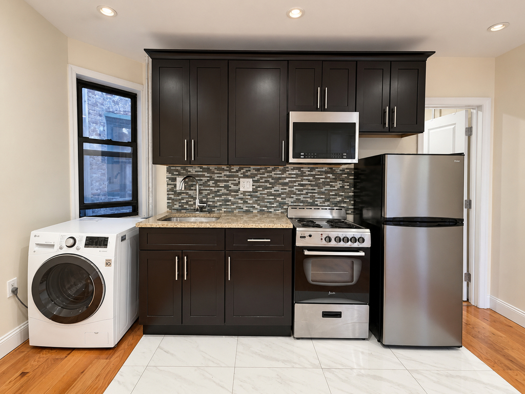 32 Rogers Avenue - Photo 4