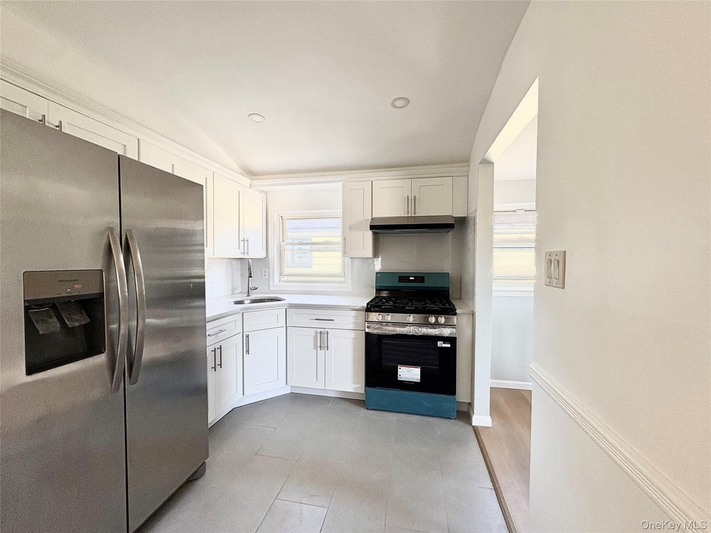 206-50 46th Avenue - Photo 7