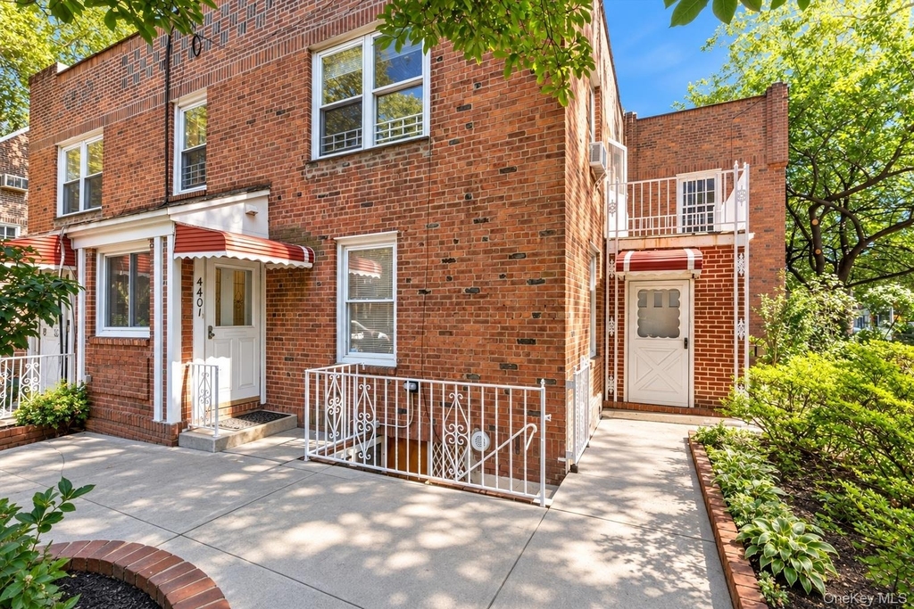 4401 Skillman Avenue - Photo 0