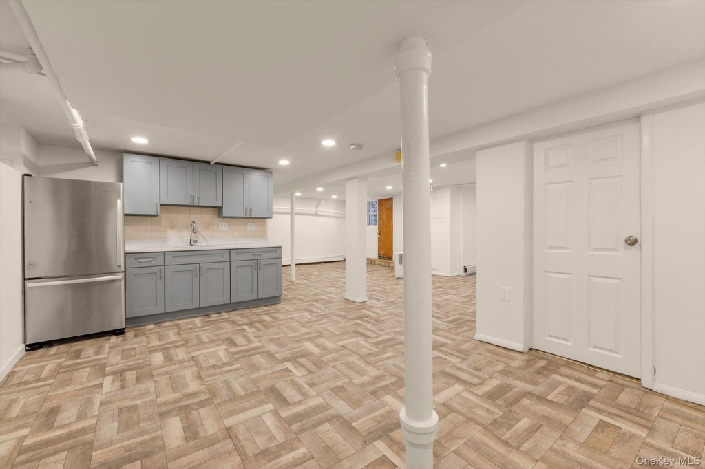 4401 Skillman Avenue - Photo 20