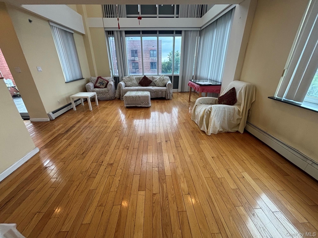 38-30 Parsons Blvd - Photo 16