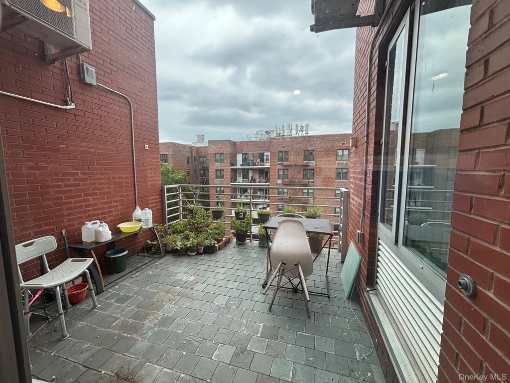 38-30 Parsons Blvd - Photo 18