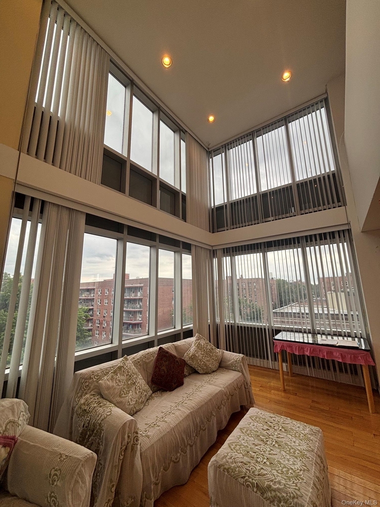 38-30 Parsons Blvd - Photo 15