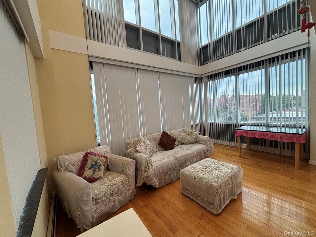 38-30 Parsons Blvd - Photo 2