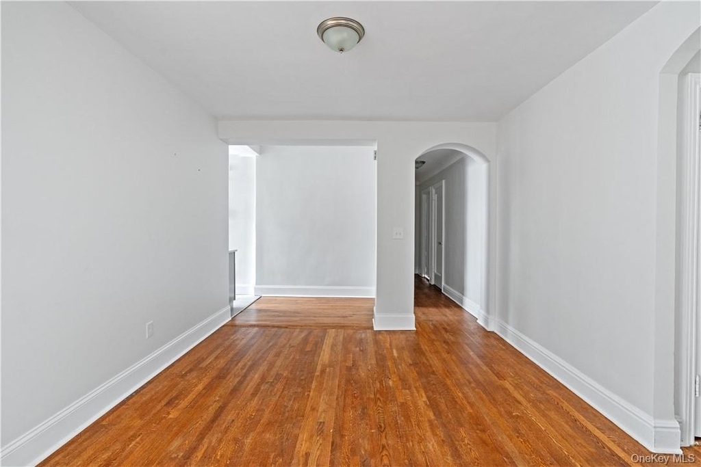 250 Martine Avenue - Photo 6