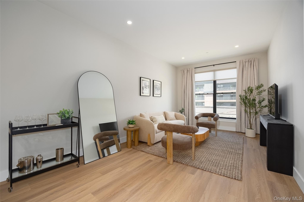 364 Main Street - Photo 5