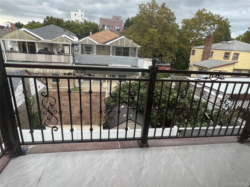 160-31 73rd Avenue - Photo 6