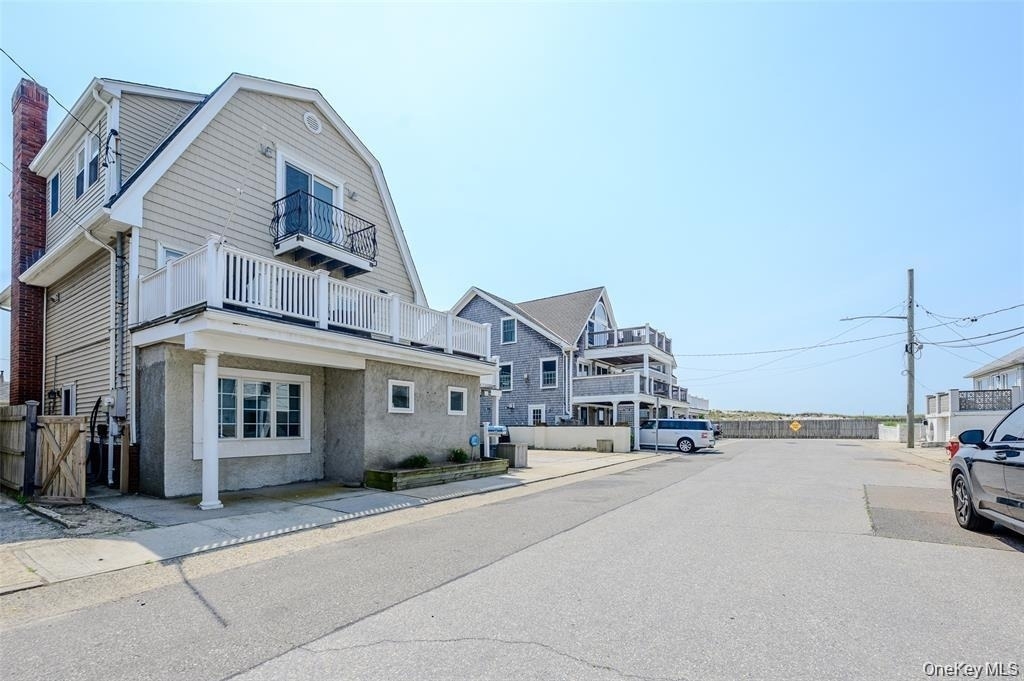 30 Buffalo Avenue - Photo 0