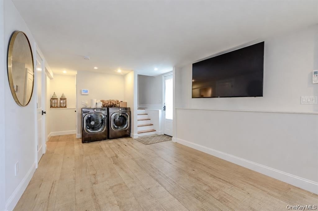30 Buffalo Avenue - Photo 31