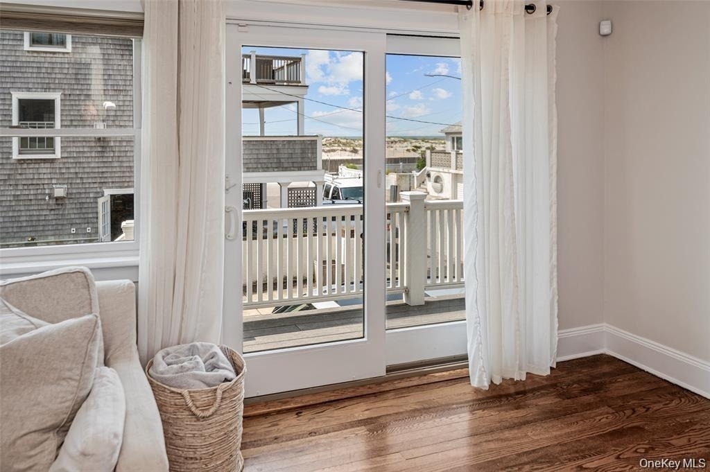30 Buffalo Avenue - Photo 13