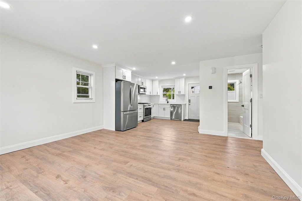 60 Mirin Avenue - Photo 4