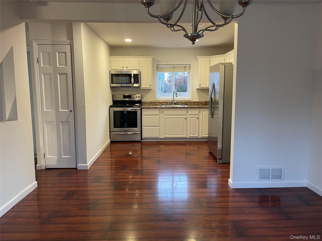 368 Ontario Street - Photo 11