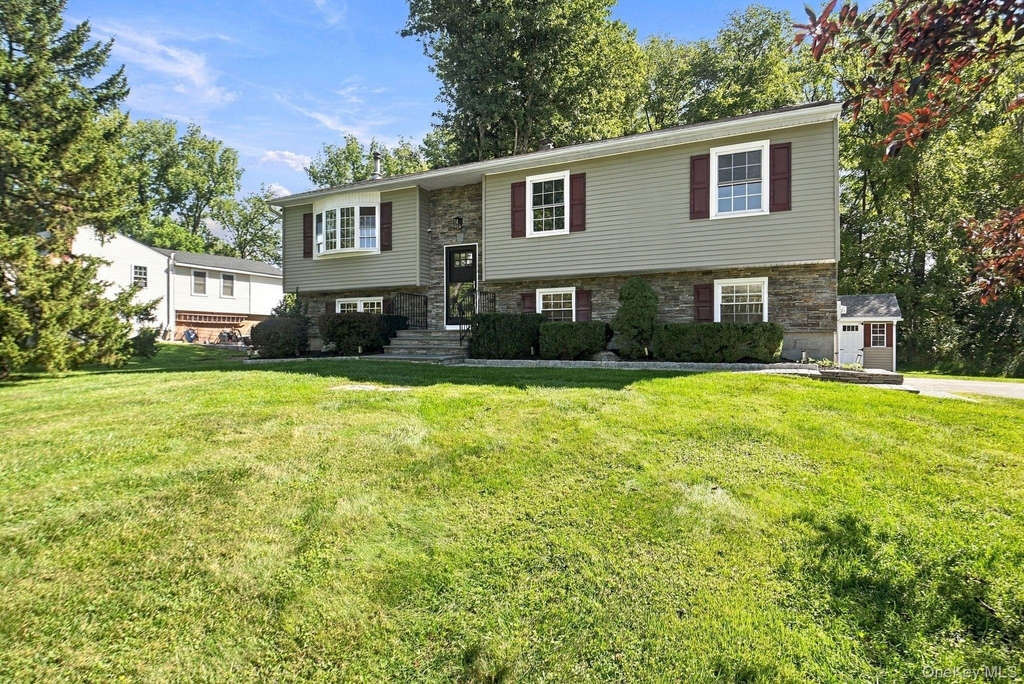 52 Kensington Drive - Photo 1