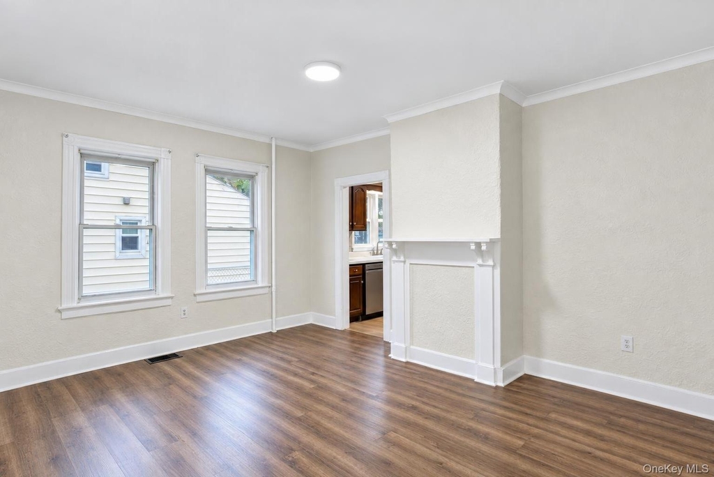 54 Ogden Street - Photo 10