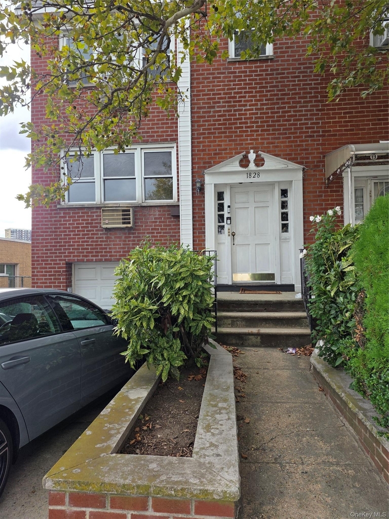 18-28 Bell Boulevard - Photo 0
