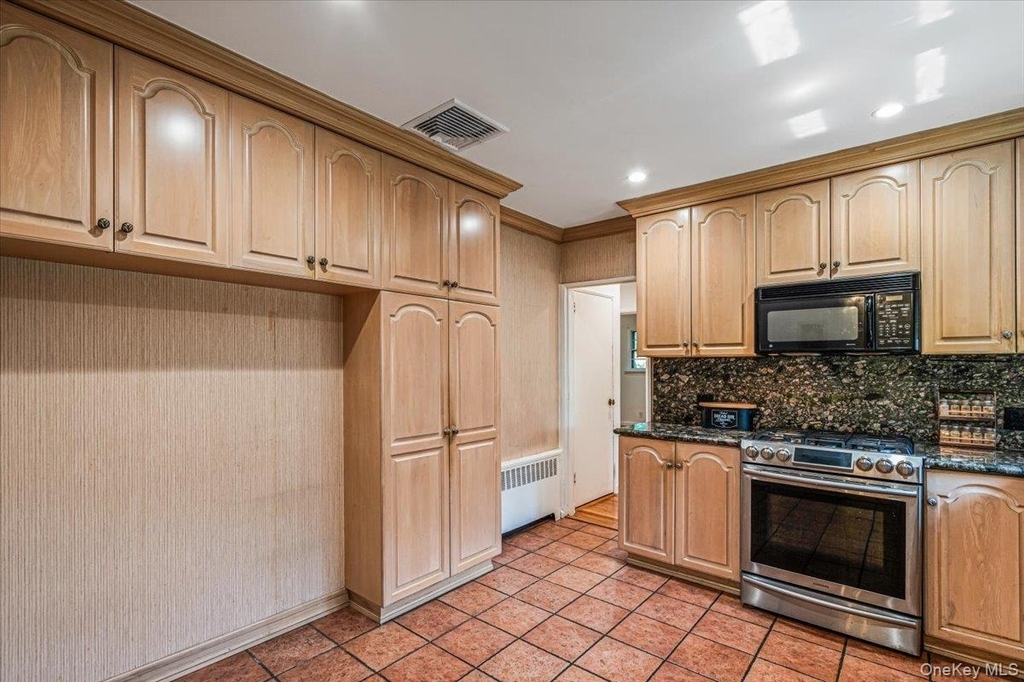 217-06 Stewart Road - Photo 11