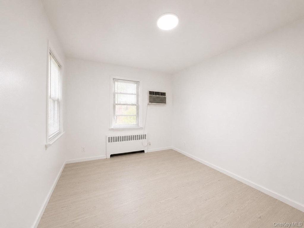 18940 44th Avenue - Photo 2